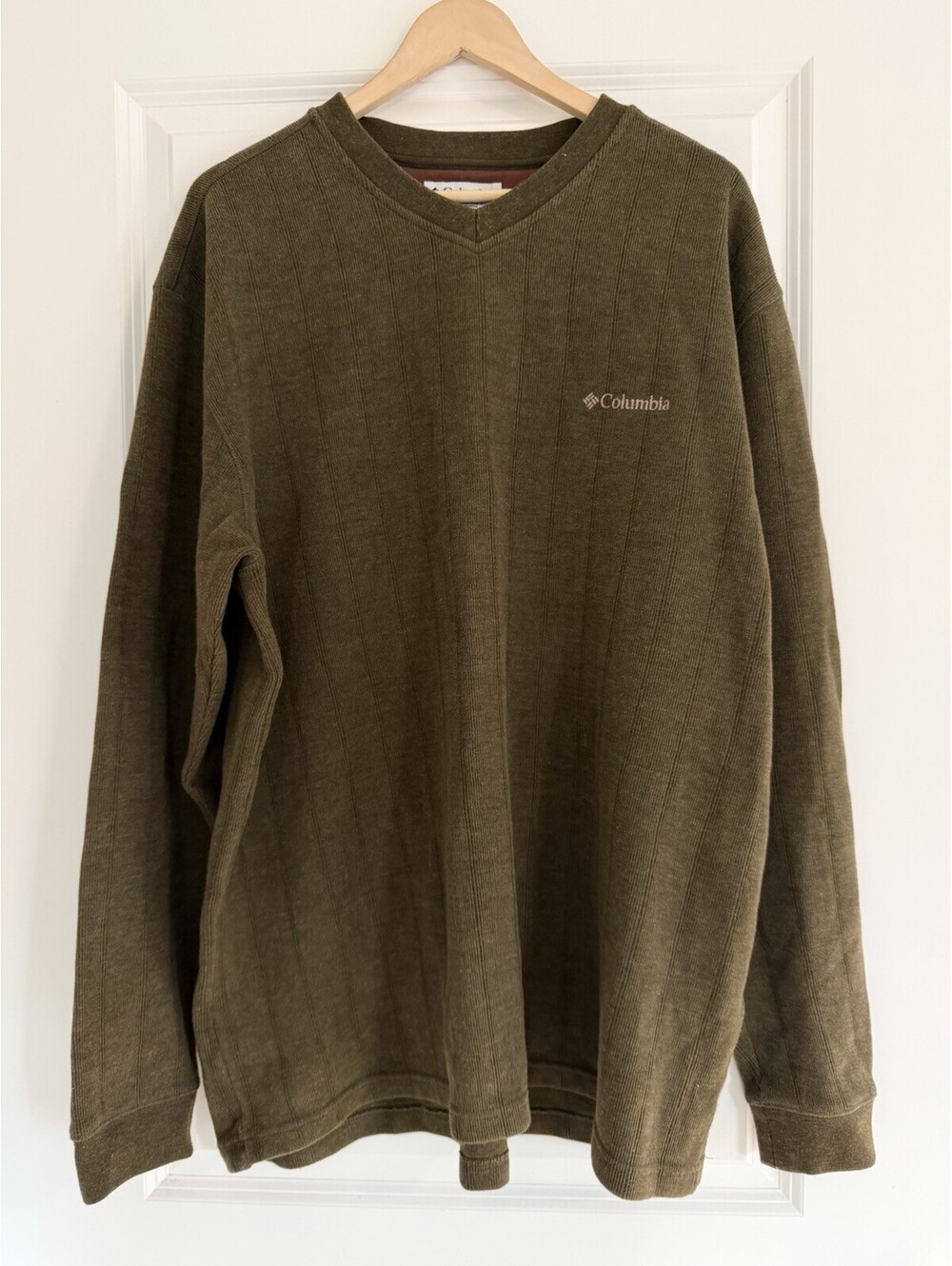 Columbia Sportswear Men’s XL Olive Green Ribbed V-Neck Sweater Logo Embroidery
